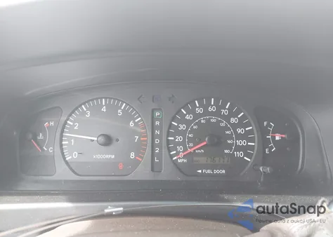 2000 Toyota Sienna Le z USA, uszkodzony, nr VIN 4T3ZF13C4YU309866